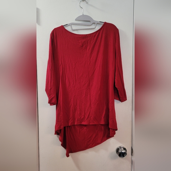 Jules & Leopold boat neck 3/4 sleeve side shirring top - Picture 10 of 10